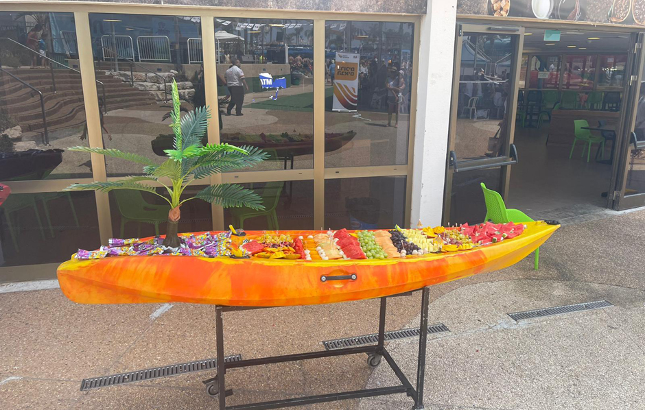 קיאק פירות אקזוטיים